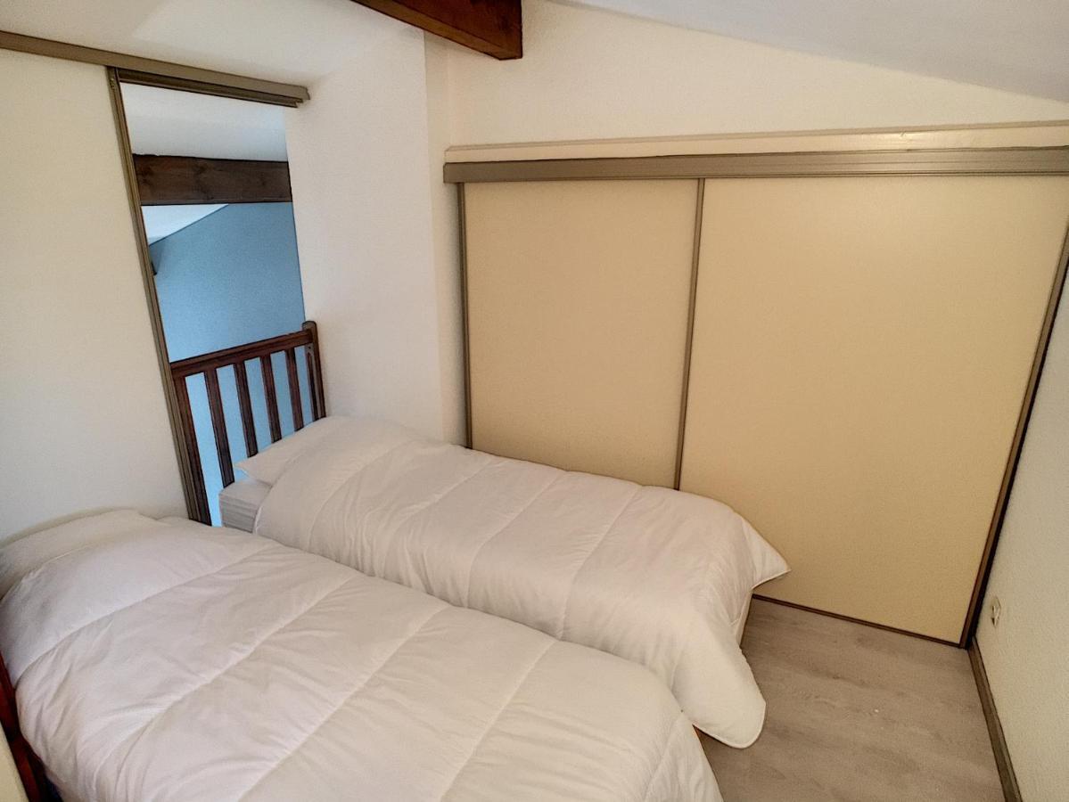 Superbe Duplex Aux Saintes Terrasse Plein Sud 3*** Appartement Buitenkant foto